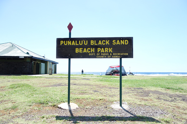 BLACKSAND BEACH